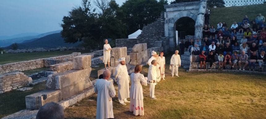 «Un autentico viaggio nel tempo e nella storia»