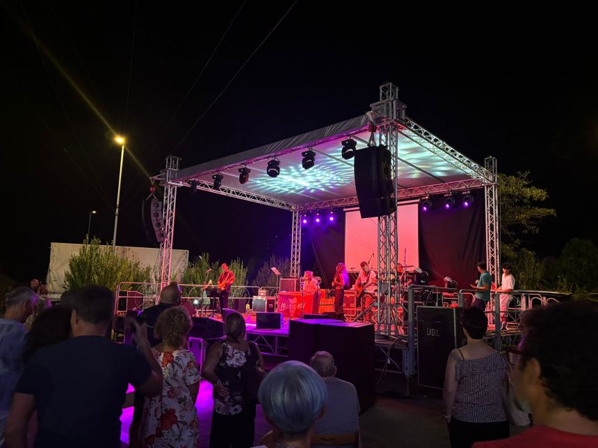 Col concerto di Paolo Vallesi e i fuochi sipario sulla festa di quartiere a Difesa Grande