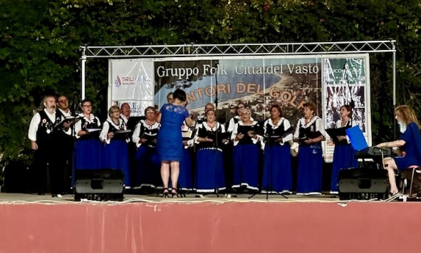 Oltre 300 artisti a Vasto per la Rassegna Internazionale Cori e Gruppi Folkloristici 