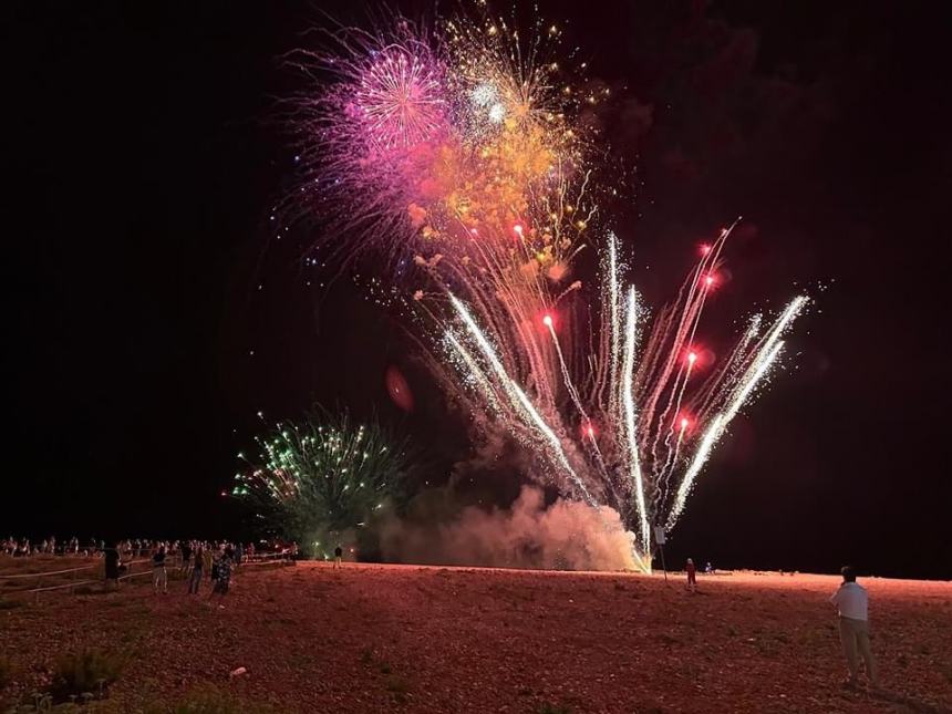 La magia dei fuochi illumina Torino di Sangro: in tanti alla festa di San Michele Arcangelo