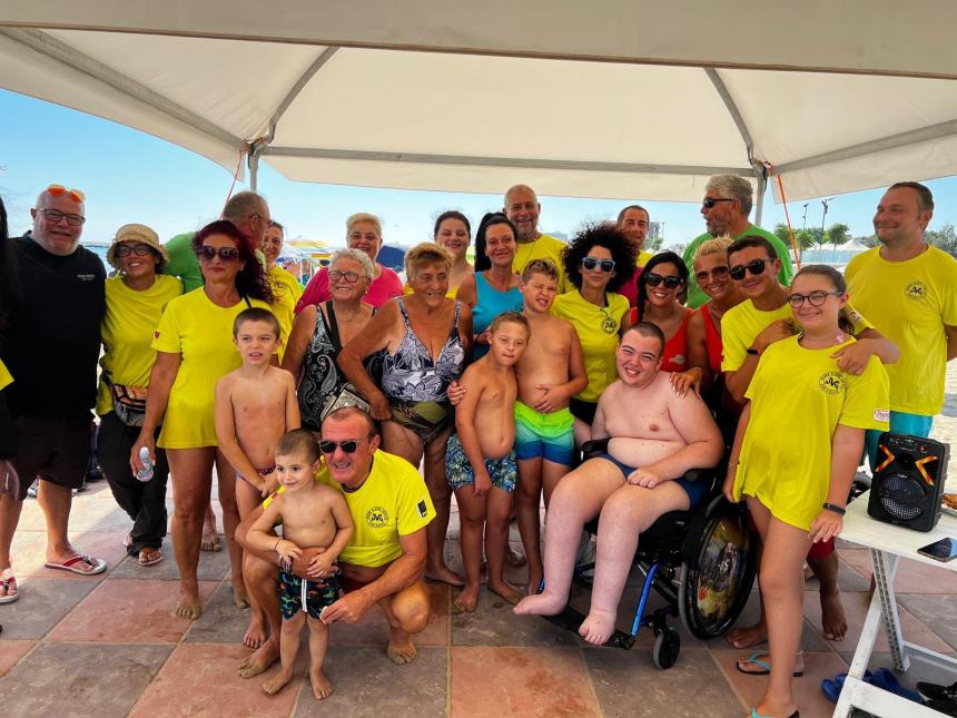  "Mare senza limiti", un successo l'iniziativa sulla spiaggia di San Salvo