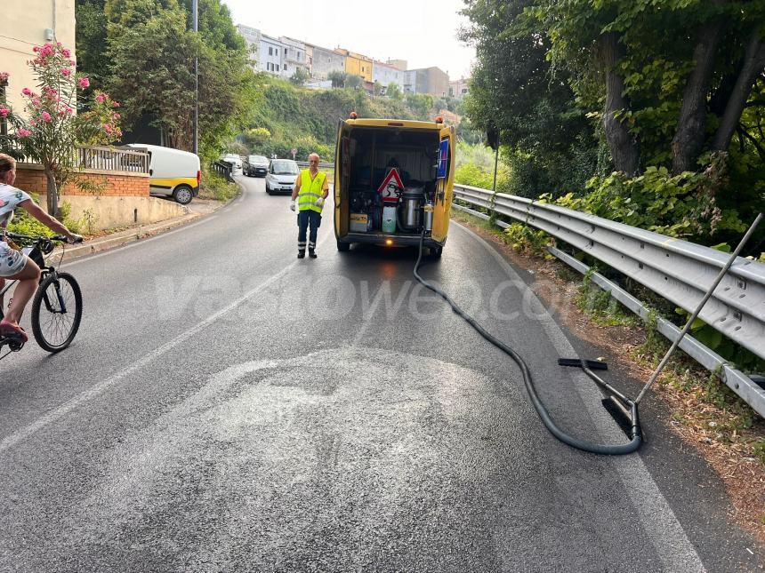 Autocisterna perde olio in via Istonia e raggiunge Monteodorisio: viabilità in tilt