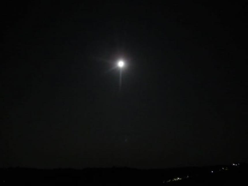 Lo spettacolo della superluna da Termoli Nord