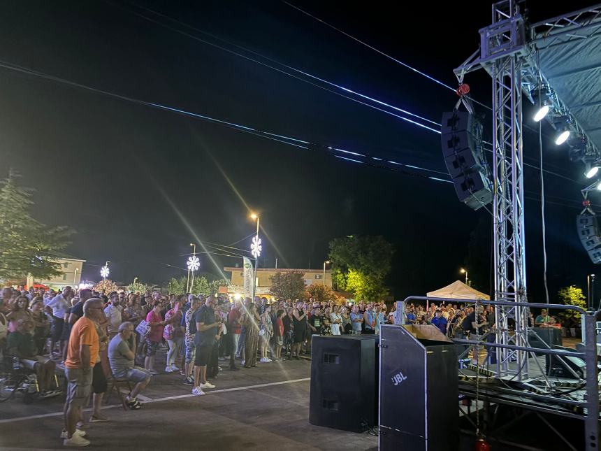 Col concerto di Paolo Vallesi e i fuochi sipario sulla festa di quartiere a Difesa Grande