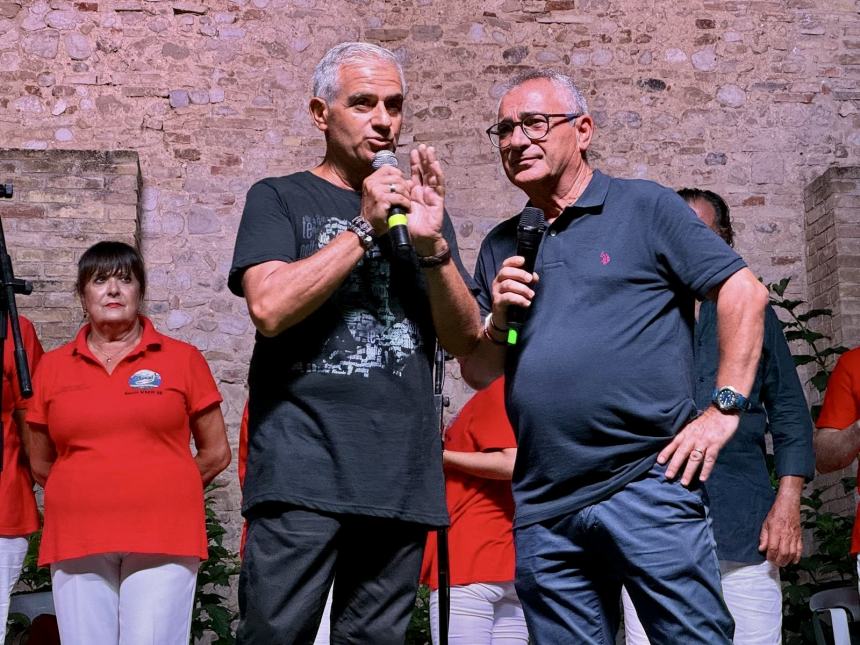 Tanti applausi a Vasto nel Ferragosto con il concerto della Corale Warmup