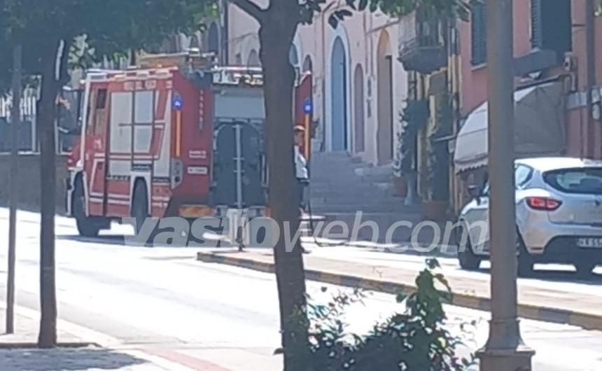 Principio di incendio in una attività di ristorazione in Corso Garibaldi