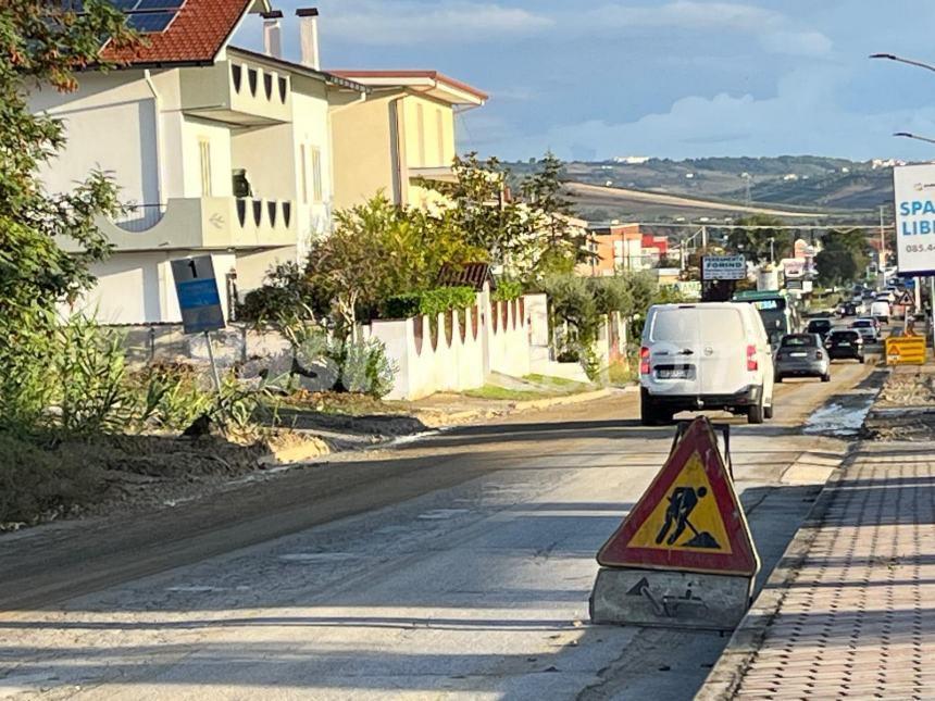 Bomba d'acqua ad Atessa, veicoli bloccati nel fango: ripristinata la viabilità