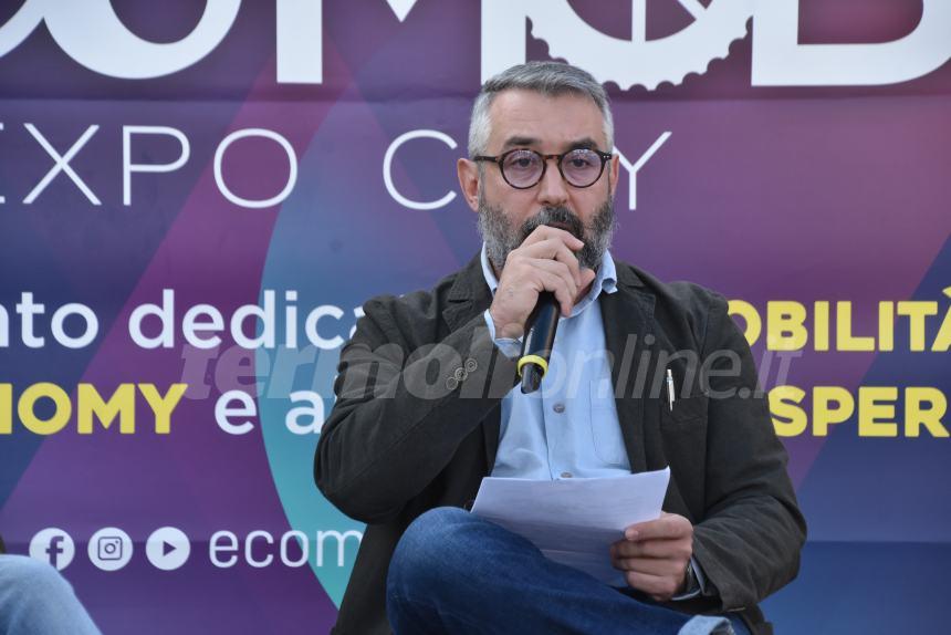 Mobilità elettrica: tra fatti e fake news, il dibattito a Ecomob Expo City