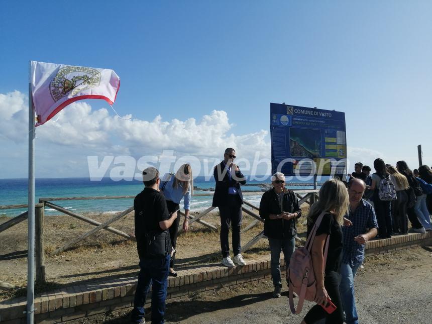 Nasce a Punta Aderci “Viale dei Capodogli”: “Vasto non dimentica il drammatico spiaggiamento”