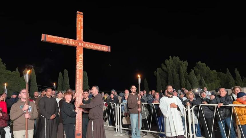 Fedeli alla Veglia di San Pio 