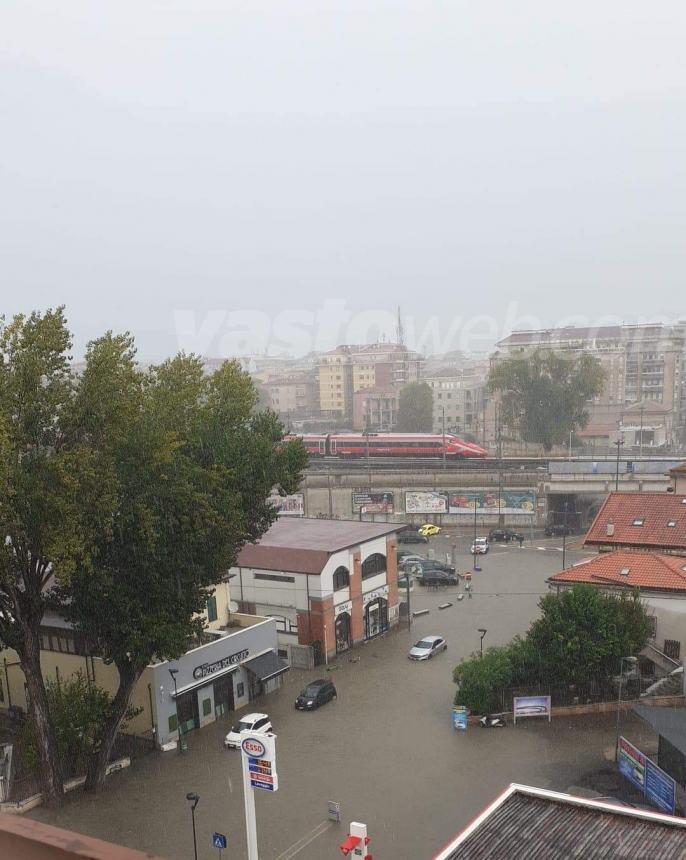 Bomba d’acqua a Pescara, sul posto anche la protezione civile di Casalbordino