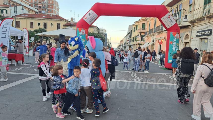 Il movimento è vita nel gesto nobile a sostegno dei bimbi malati di tumore