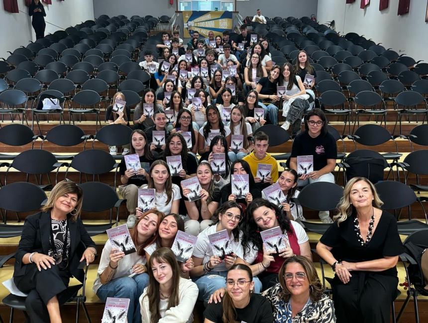 “Voci da ascoltare”, il premio Emily nella sezione scuole presentato alle prime del Palizzi