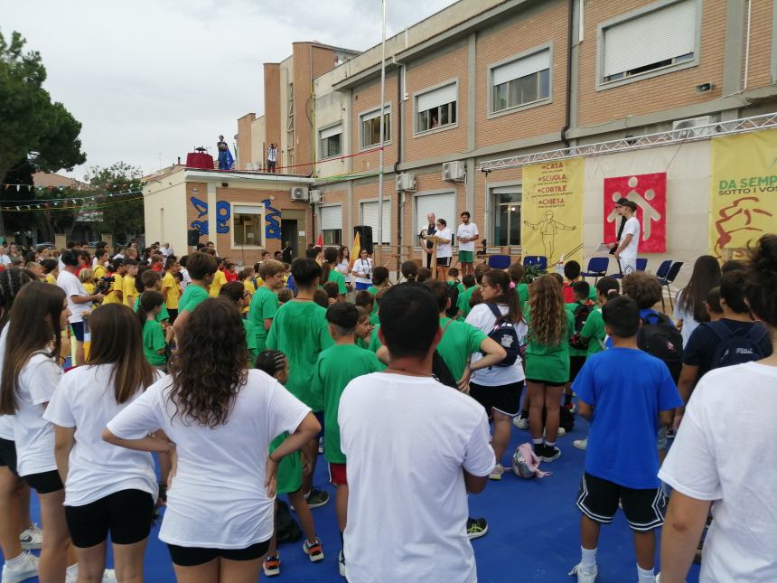 Oltre 300 giovani in marcia per la pace a Vasto: "Per inculcare la sua bellezza e valore"