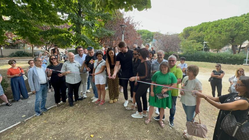 Inaugurato il chiosco della villa comunale con un ricordo a Nicole Daniele