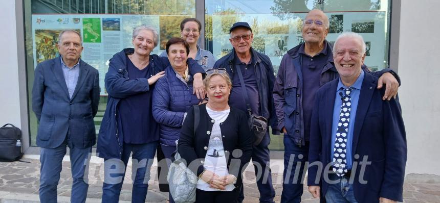 «Chiediamo la riapertura della biblioteca, il commissario prefettizio se vuole può farlo»