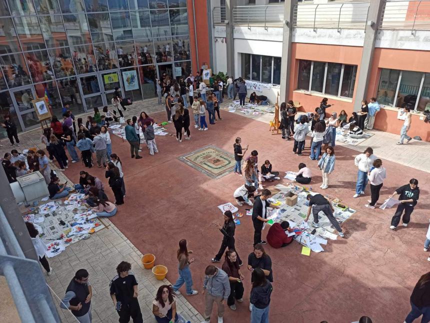 Studenti e docenti del Liceo Artistico omaggiano la Giornata Internazionale della Pace