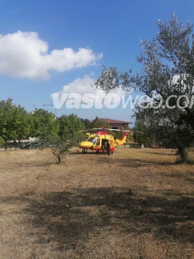 Trattore travolge agricoltore a Paglieta, 54enne elitrasportato a Chieti