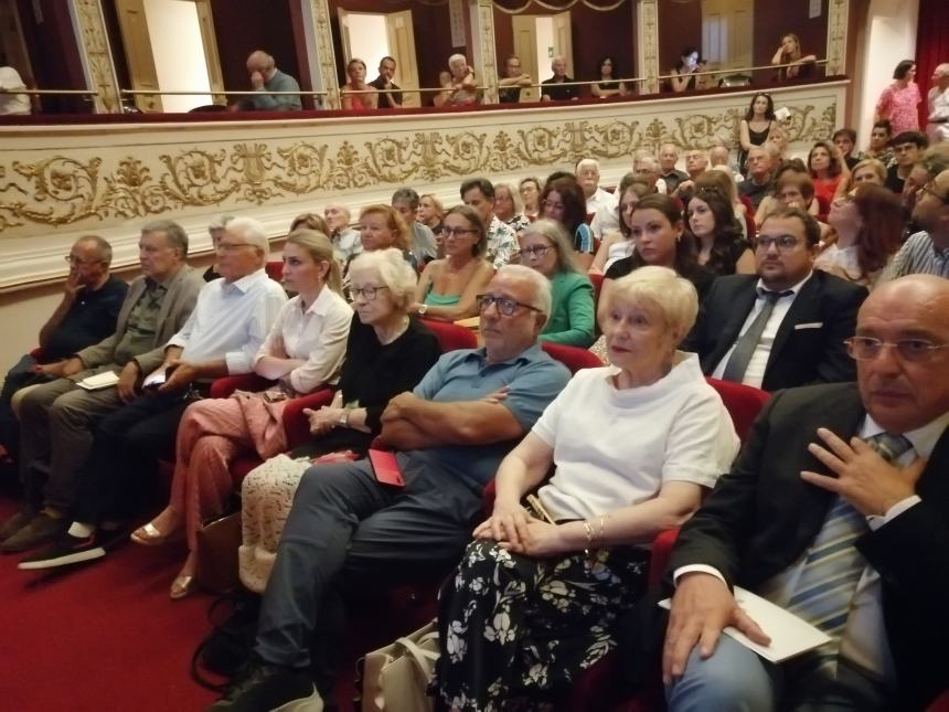 Martina Alpi e Lorenzo Di Stefano hanno vinto la seconda edizione del "Premio Luciano Lapenna" 