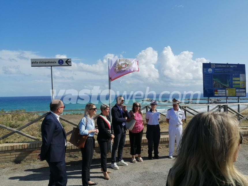 Nasce a Punta Aderci “Viale dei Capodogli”: “Vasto non dimentica il drammatico spiaggiamento”