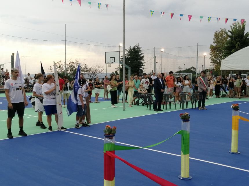 Oltre 300 giovani in marcia per la pace a Vasto: "Per inculcare la sua bellezza e valore"