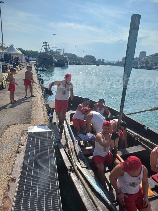 Poker de “La Ciurma Vasto”: trionfo nella 29ª Regata dei gonfaloni