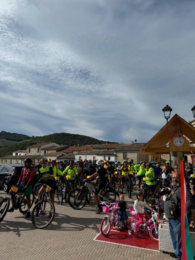 Un successo la 1^ cicloturistica "Monti Bonefrani"