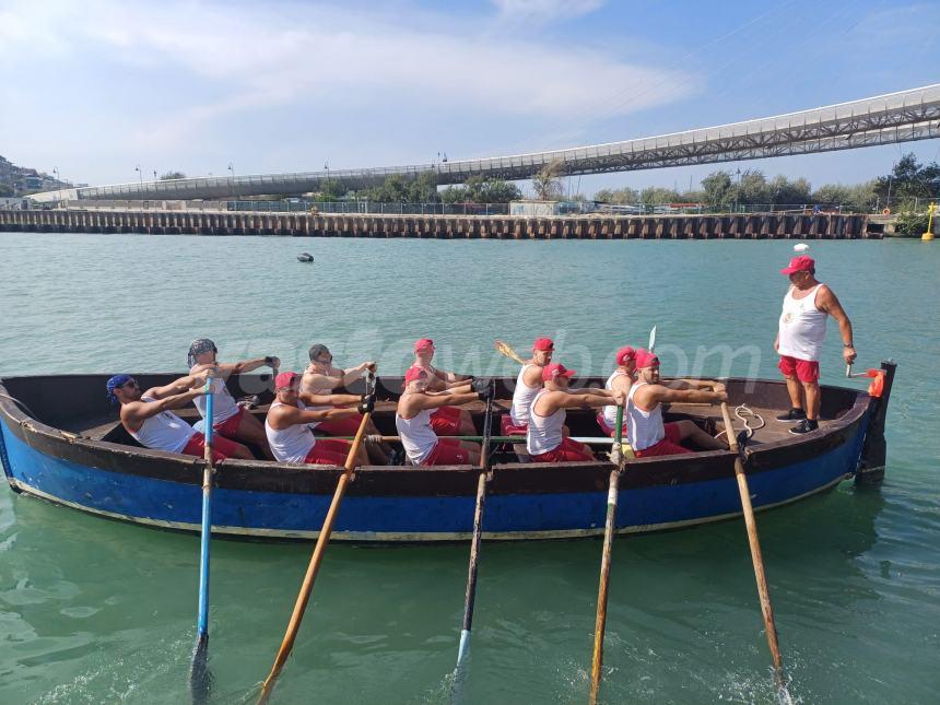 Poker de “La Ciurma Vasto”: trionfo nella 29ª Regata dei gonfaloni