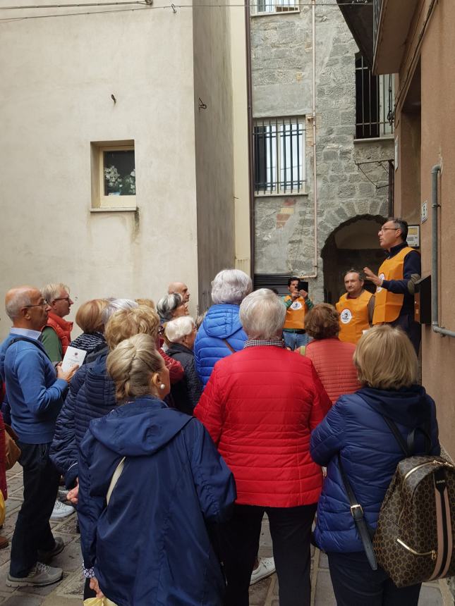 Fedios  in visita al Cristallo D'Abruzzo grazie ai Lupi del Gesso