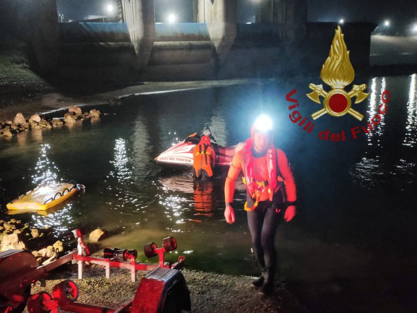 Restano bloccati sulle sponde del lago, due ragazzi salvati dal soccorso acquatico del 115