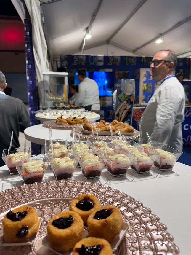 G7 Agricoltura e pesca: migliaia di visitatori allo stand Abruzzo grazie ad arrosticini, tartufo, olio e zafferano