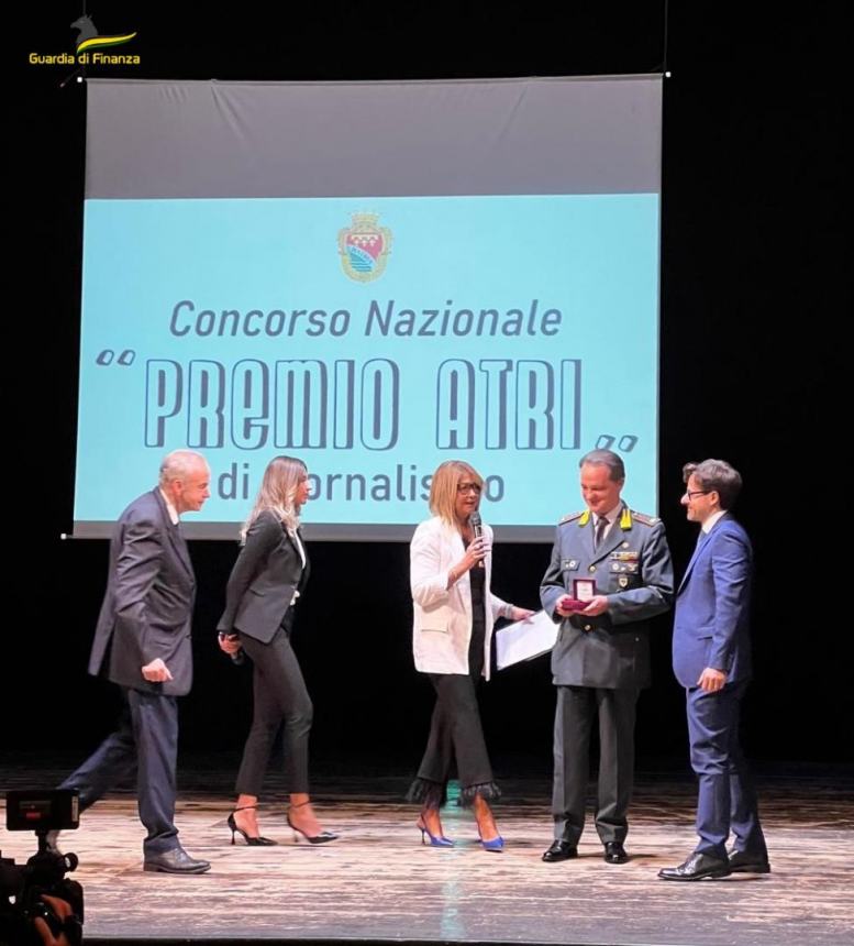 “Premio Adranus” al Colonnello della Guardia di finanza Fabrizio Chirico