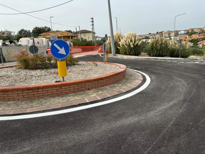 Rotonda di via Mattei a Cupello, riaperta la viabilità