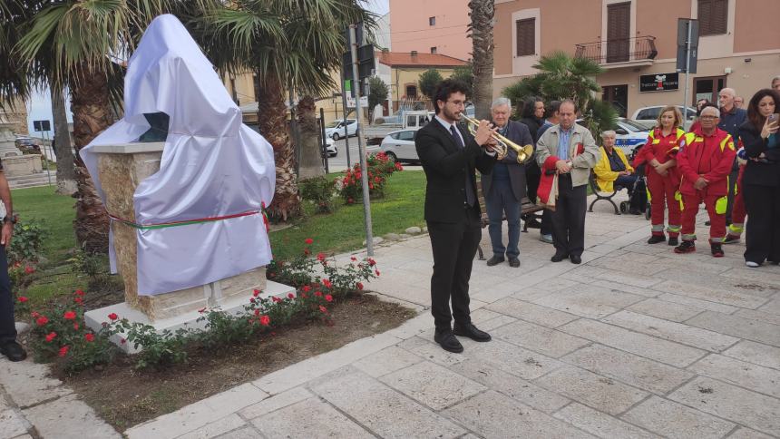 Scoperto e inaugurato il busto dedicato al "padre nobile" del Molise Girolamo La Penna