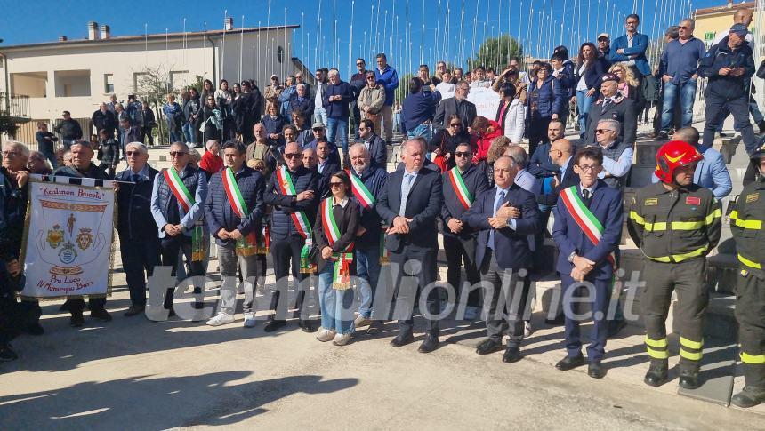 Gli angeli di San Giuliano, «Dio li ha presi in consegna e li abbraccia insieme a chi insegna»