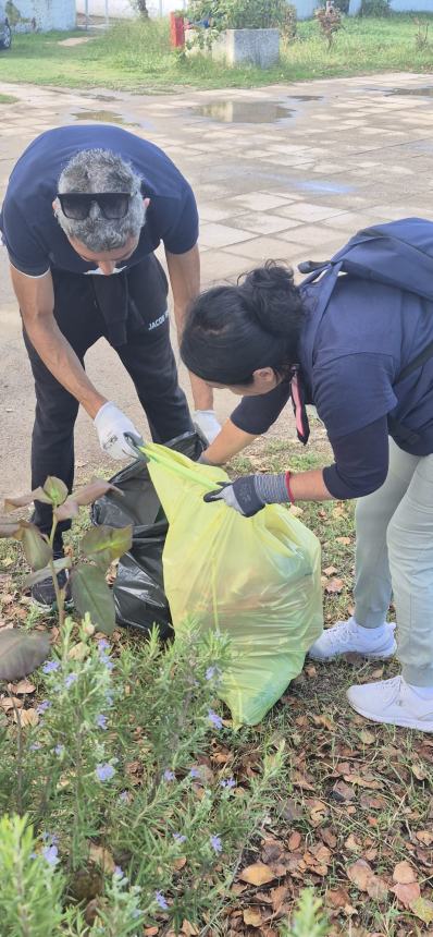 Bottino da 100 chili di rifiuti: 32 volontari Plastic Free puliscono San Salvo Marina