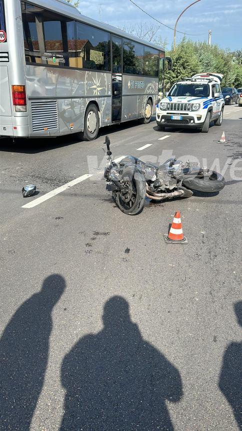 Scontro auto-moto, centauro 20enne trasferito al San Pio