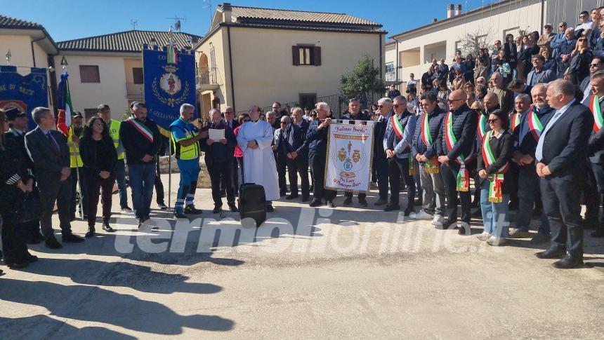 Gli angeli di San Giuliano, «Dio li ha presi in consegna e li abbraccia insieme a chi insegna»