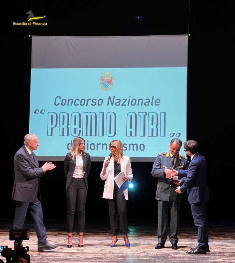 “Premio Adranus” al Colonnello della Guardia di finanza Fabrizio Chirico