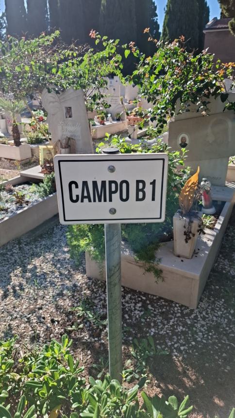 Cari estinti da esumare al cimitero, l'avviso per i parenti dei defunti