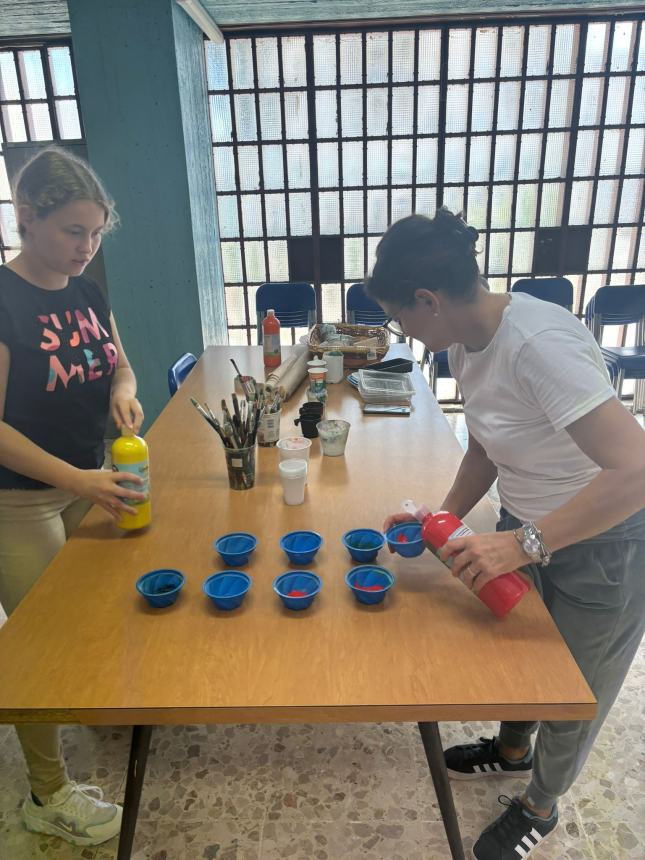 La scuola Rossetti in collegamento con l’atelier di Herve Tullet a Parigi