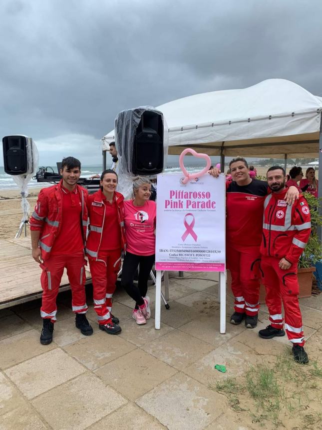 Tumore al seno, camminata e raccolta fondi sulla spiaggia di Vasto "a sostegno della ricerca" 