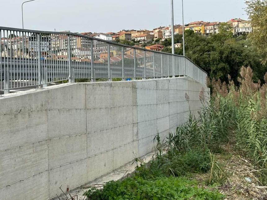 Rotonda di via Mattei a Cupello, riaperta la viabilità