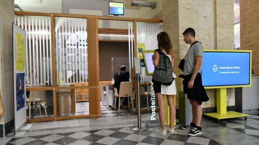 Poste Italiane: Aperte Le Selezioni Per Consulenti Finanziari