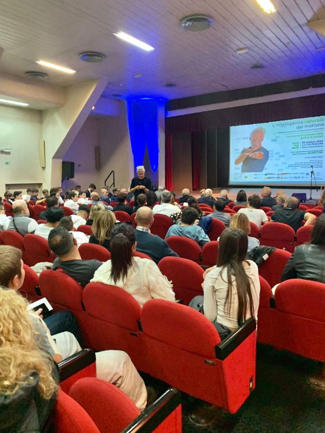 Cat abruzzesi: a Pescara assegnate 60 borse di studio con il professor Vincenzo Schettini