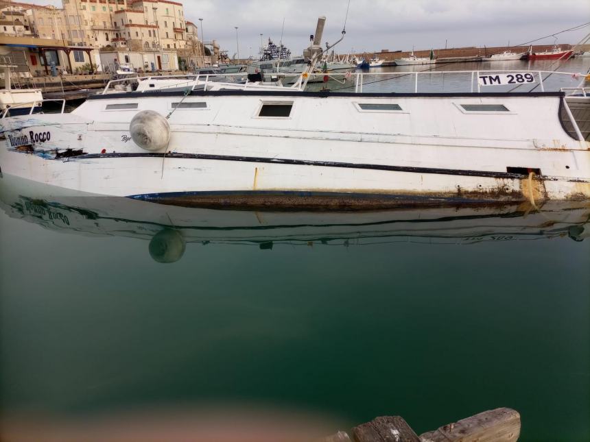 Il "Nonno Rocco" affondato al porto di Termoli 