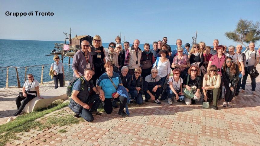 Turisti in visita al Borgo antico di Termoli