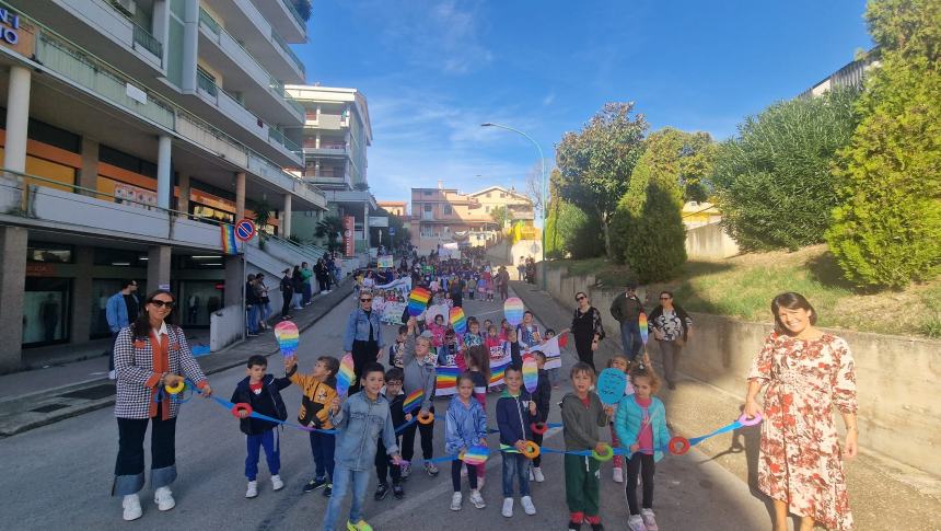 Canti e colori a San Salvo per la 20° “Marcia della pace”