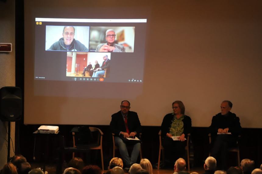 La presentazione del libro al cinema Oddo