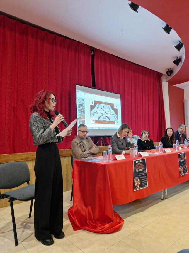 Educazione e consapevolezza contro la violenza sulle donne